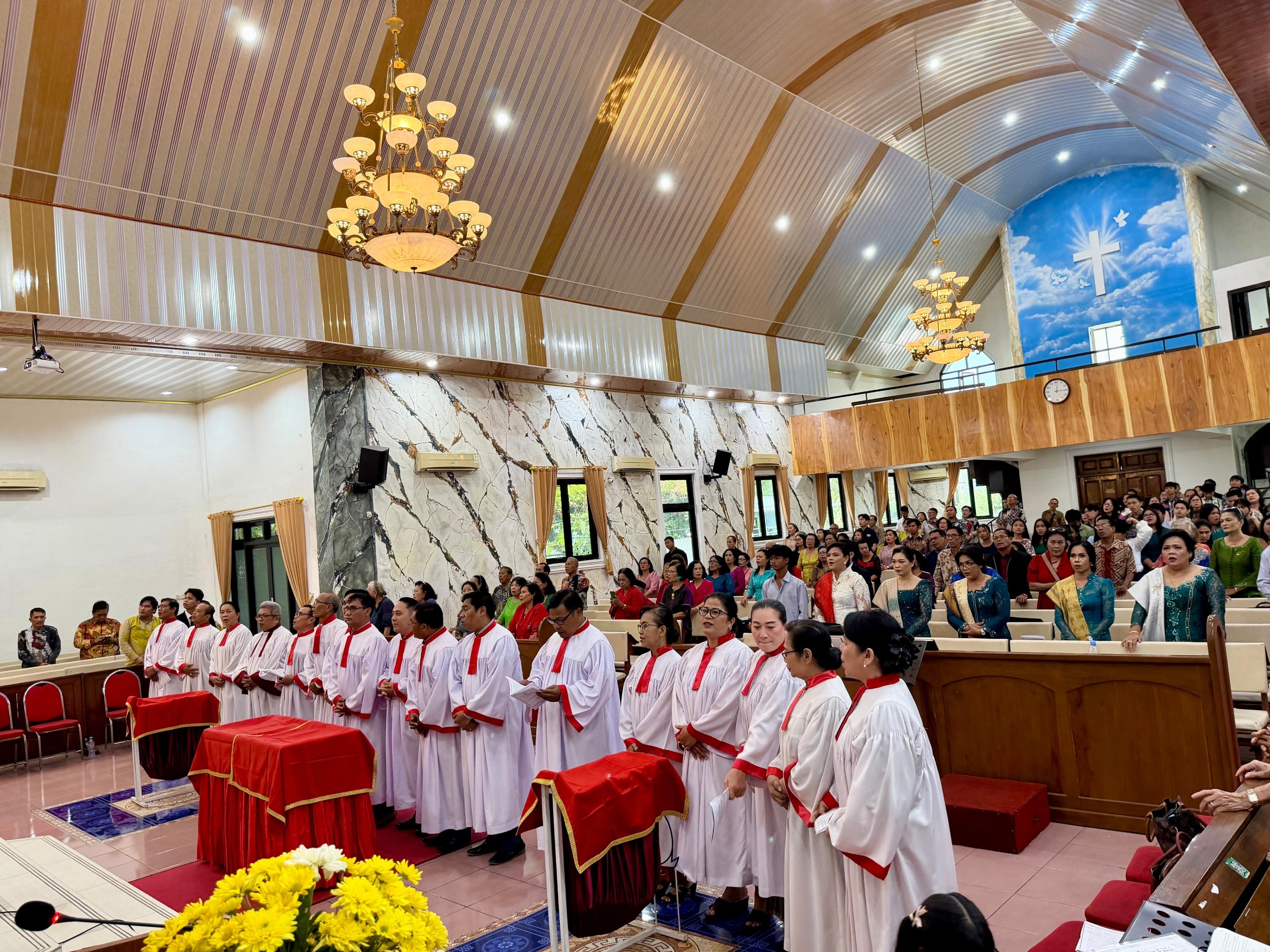 Lebih dari Sekadar Gereja, Kami Adalah Keluarga